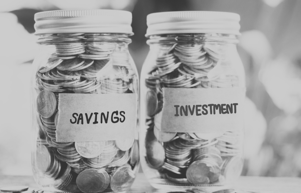 Saving is the financial superhero we all know we need, yet, navigating the world of savings accounts feels like deciphering hieroglyphics. 